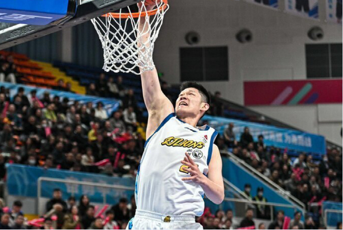 卫冕冠军广厦阵容折损仍险胜江苏肯帝亚反超榜