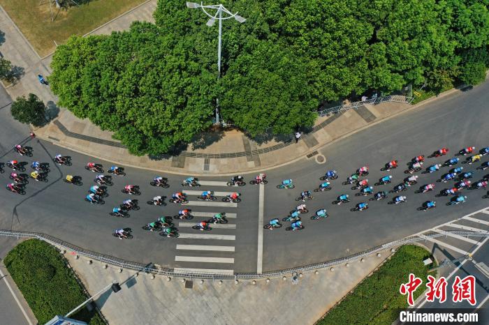 泰国车手斩获环鄱赛首站冠军 赛事创亚洲最长纪