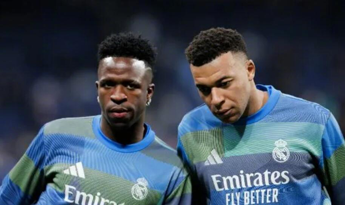 姆巴佩膝伤误诊引争议 皇马球迷质疑其责任