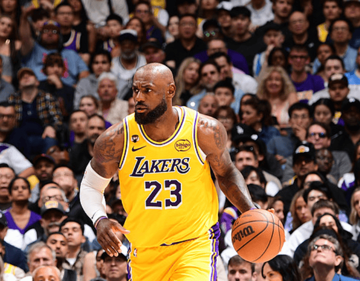 湖人险胜掘金跃居西部第三 火箭紧追仅差0.5胜场