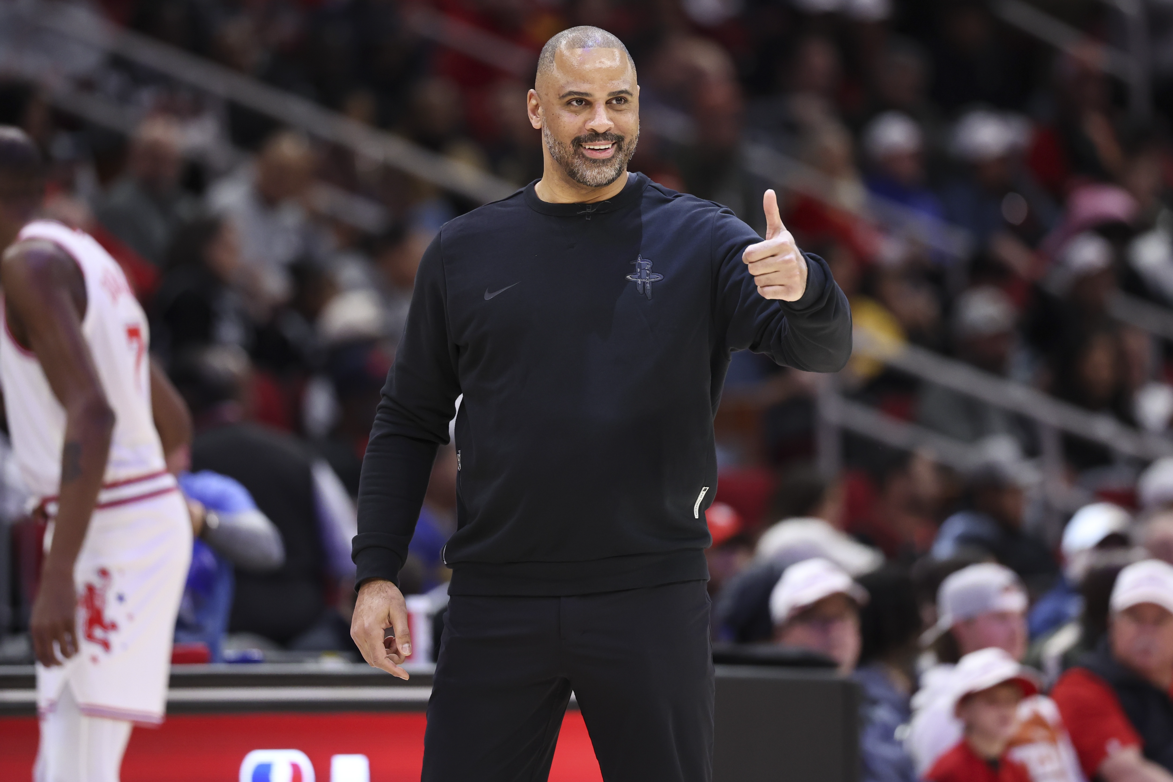 火箭五连胜强势领跑西部 季后赛前景明朗