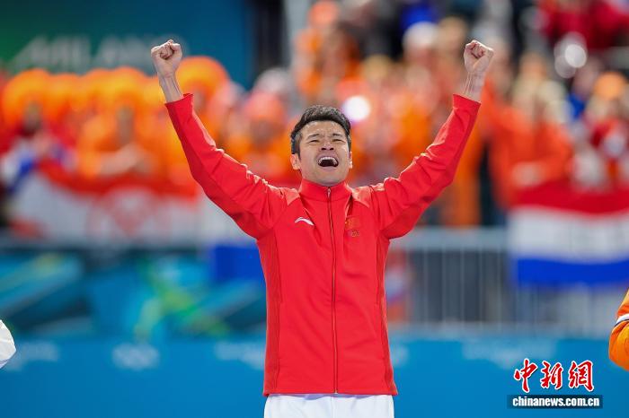 米兰冬奥会速滑中国队1金2铜收官：翻山越岭实现