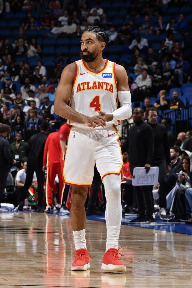 老鹰团队攻势碾压魔术 小瓦格纳复出难改颓势